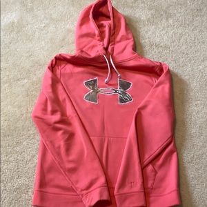 Pink under armor sweatshirt